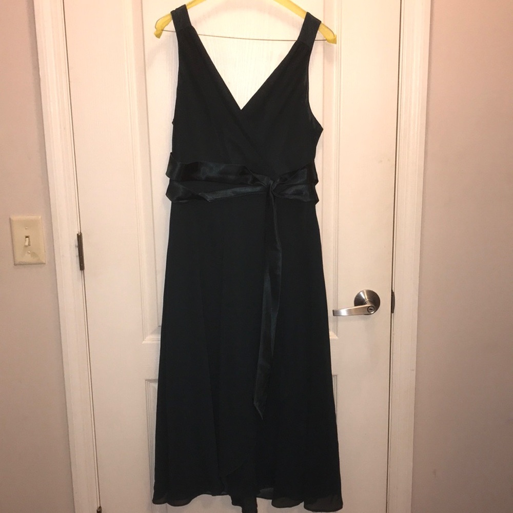 Semi formal knee length green dress